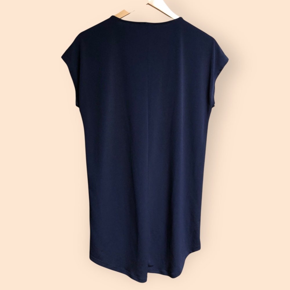 Carmen Marc Valvo Navy Blue Short Sleeved Blouse Top Gold Zipper Women’s Small - Picture 8 of 9